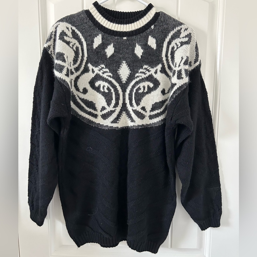 Vintage Tyrolia skiwear Wool Acrylic blend Sweater Baroque inspired motif Small